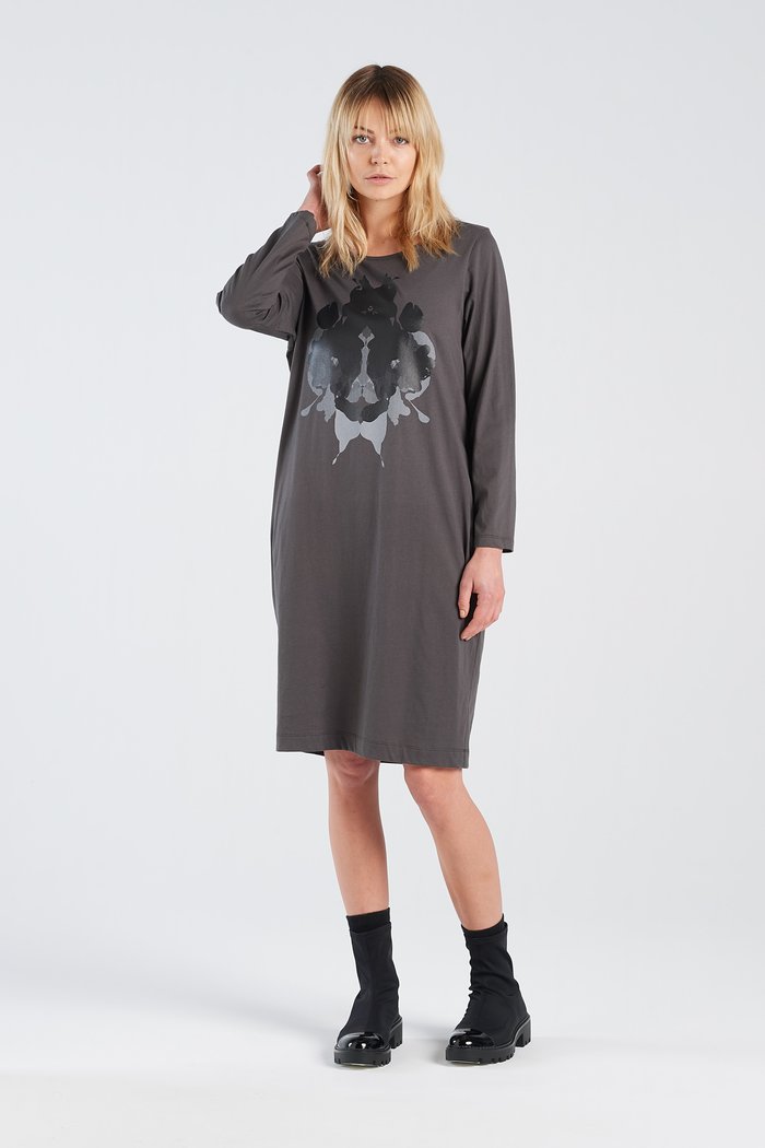 Distant dress Nine New Zealand made organic cotton Auckland Stockist original Hermann print knee length