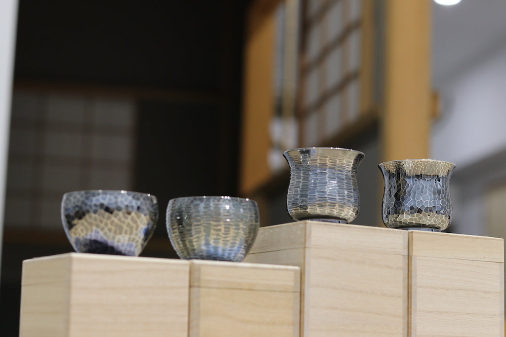 森銀器製作所 ぐい呑み 純銀製 くびれ型 (小) ござ目模様