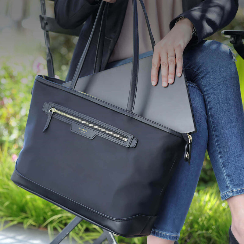 The Newport East-West Tote