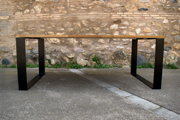 Alzado mesa de comedor teide de diseño industrial con madera maciza de roble.