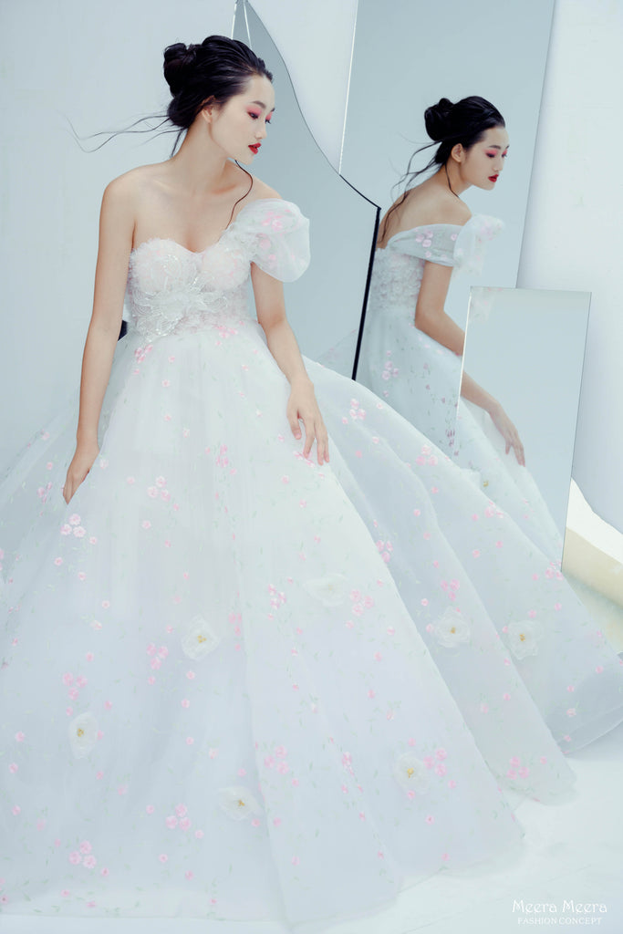 may ao cuoi dep tp hcm meera meera bridal 2019-2020 best bridal collection LOTUS