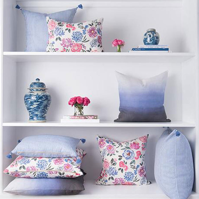 Joie des Fleurs Pillow