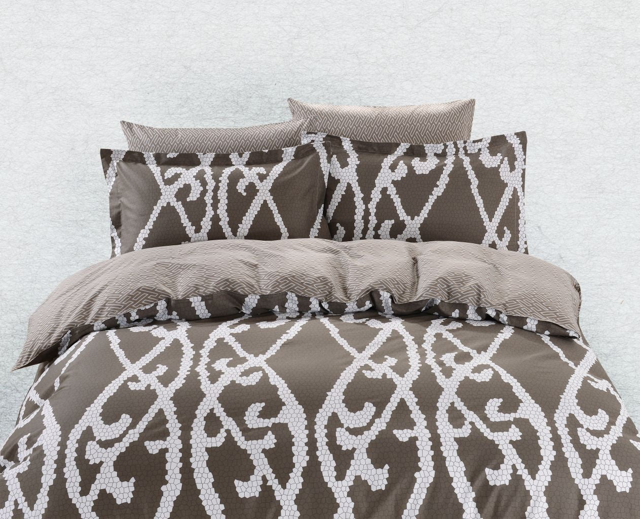 Duvet cover set Luxury Queen bedding Dolce Mela DM604Q