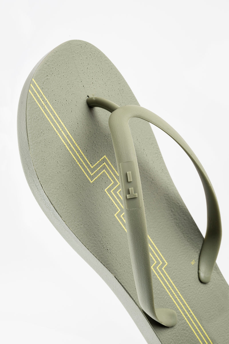 T-TRAIN Flip Flops