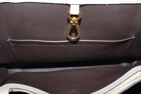Louis Vuitton Capucines MM Galet TR4113