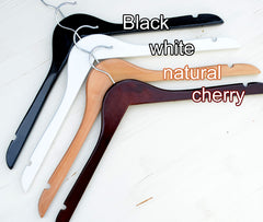 Personalized Wedding Hanger, Custom Bridal Wire Name Hanger, Bride or Birdesmaild Name Hanger WH001