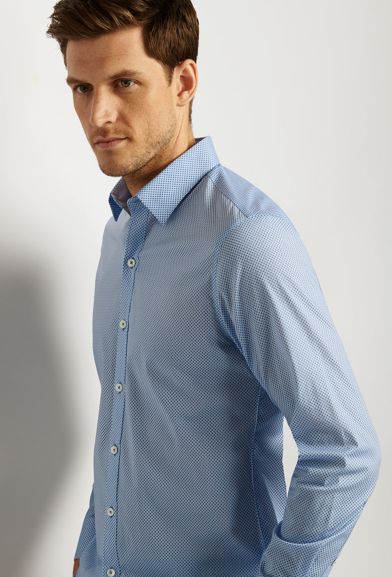 ZACHARY-PRELL-Wilson-ShirtsModern-Menswear-New-Dress-Code