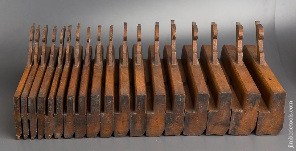 FINE Set of 18 Skewed Hollows & Rounds Moulding Planes by HIELDS NOTTINGHAM circa 1830-81 FINE - 82588
