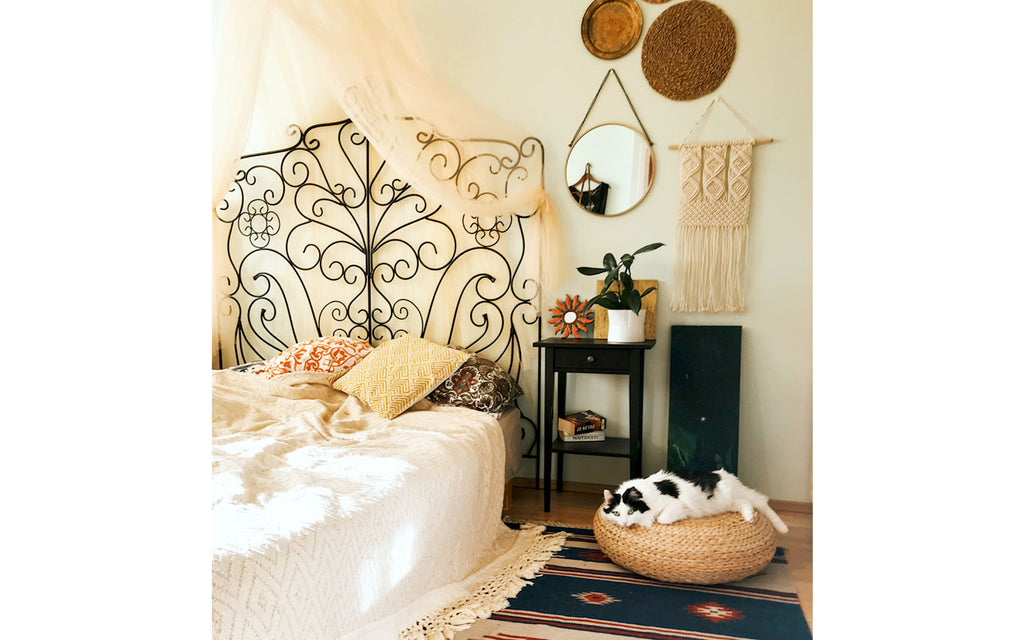 Eclectic boho apartment bedroom | House Tour on The Inkabilly Blog