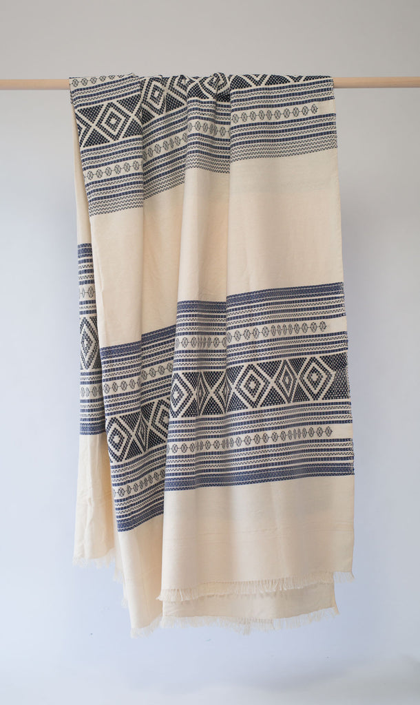 La Tierra Bedspread - Indigo