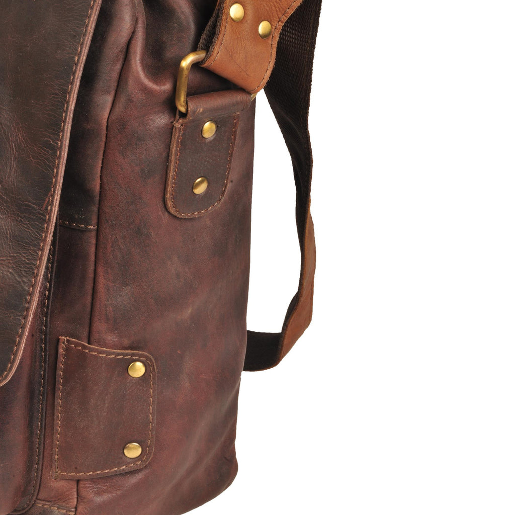 Manhattan Genuine Leather Men Brown Oily Portfolio Bag