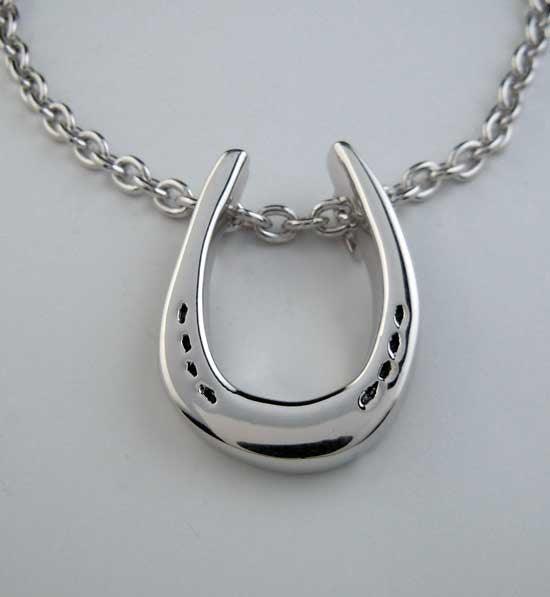 large-sterling-silver-horseshoe-necklace-jamies-horse-jewelry