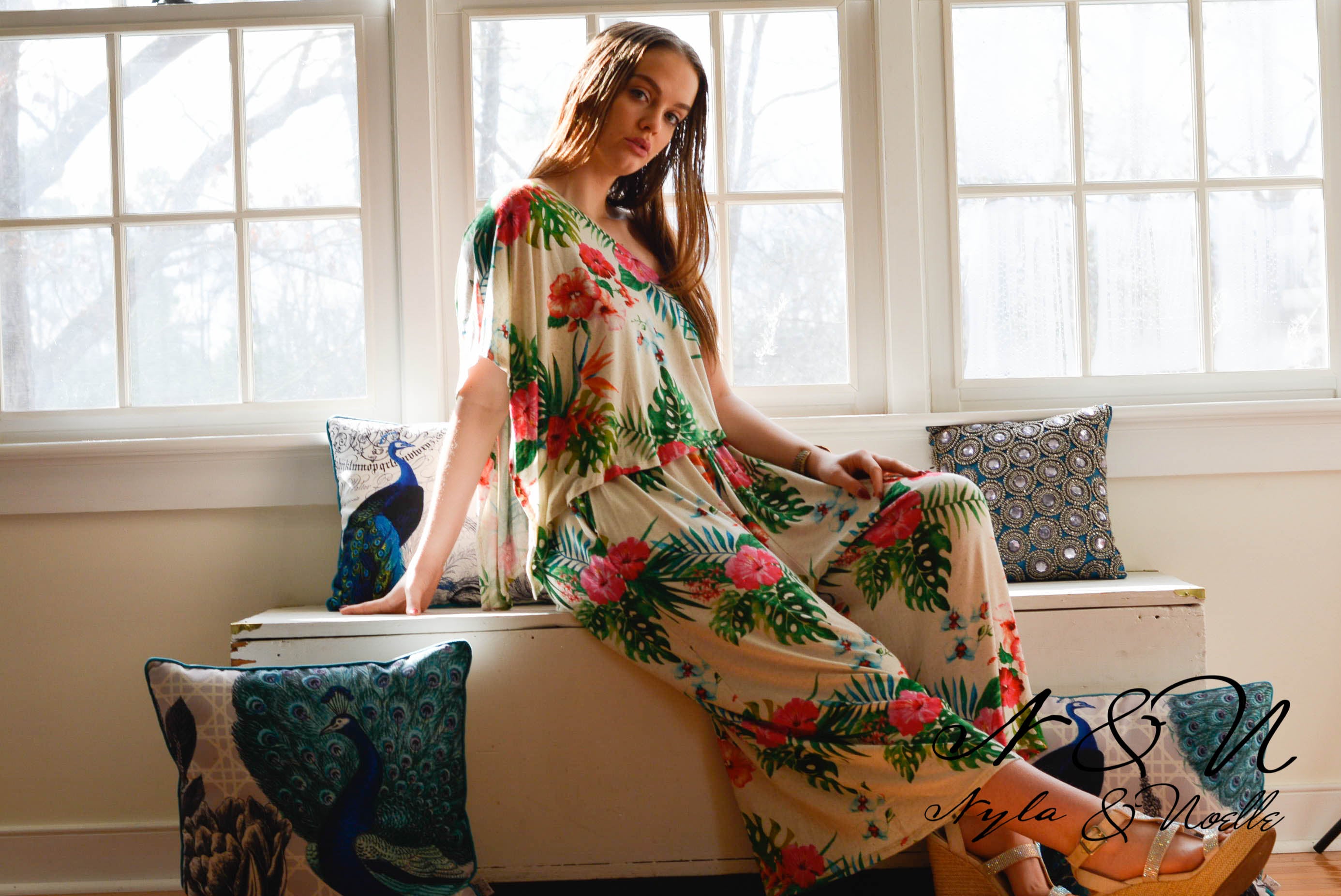 Spring POP Box 4 - Chic Boutique