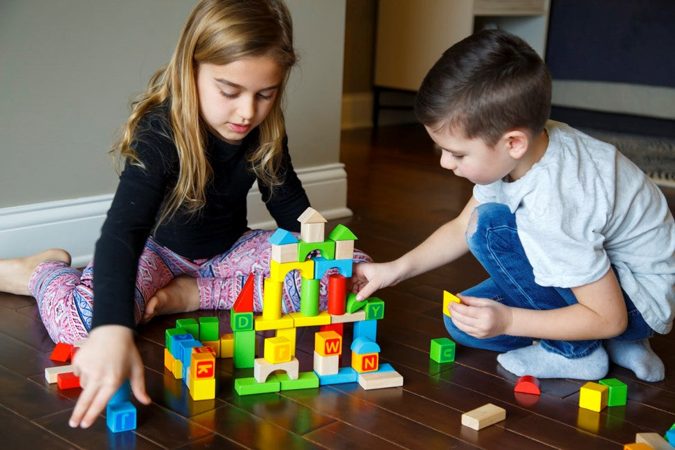 Build Self-Confidence and Social Skills with Imaginative Play