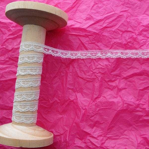 10mm Ivory Delicate Lace