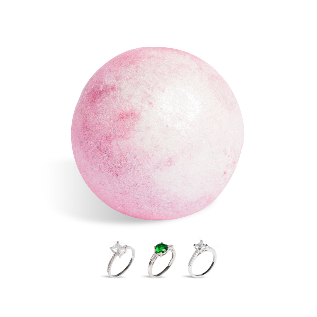 White Cedar Bath Bomb With Ring