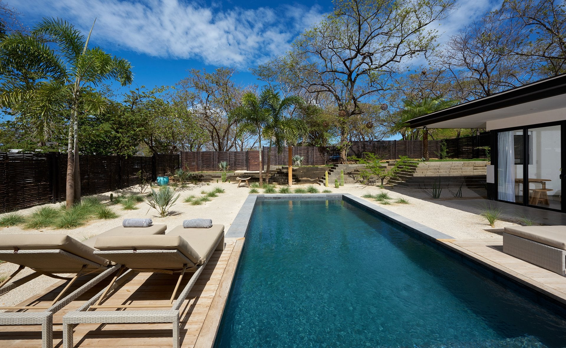 Monoï, Tamarindo, Costa Rica
