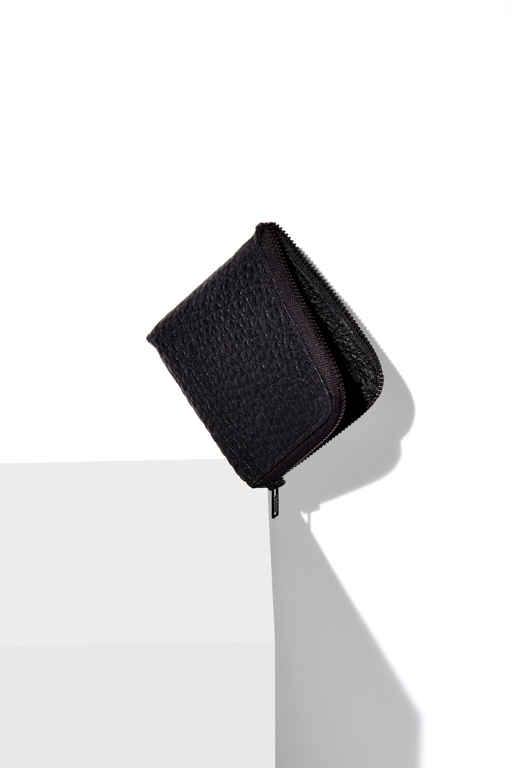 Half-Zip Wallet / Black Buffalo
