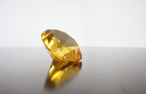 Image showing to buy yellow diamond