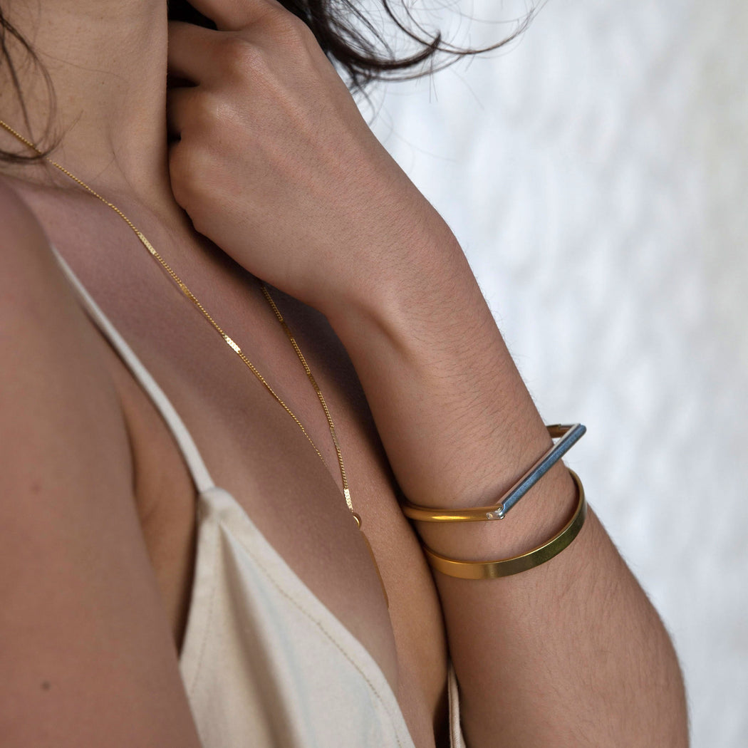 Two-Tone Shackle Bracelet
