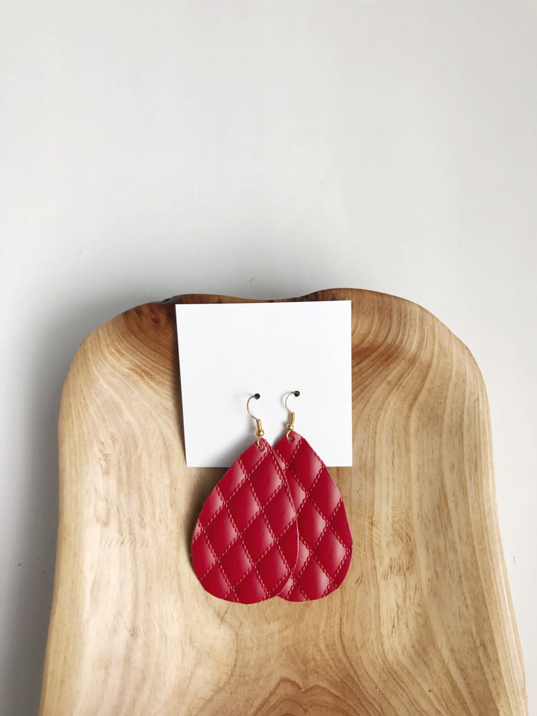Leather teardrop earrings in Quilted Red