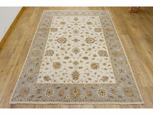 Large Classic Agra Carpet - Rugs of Petworth