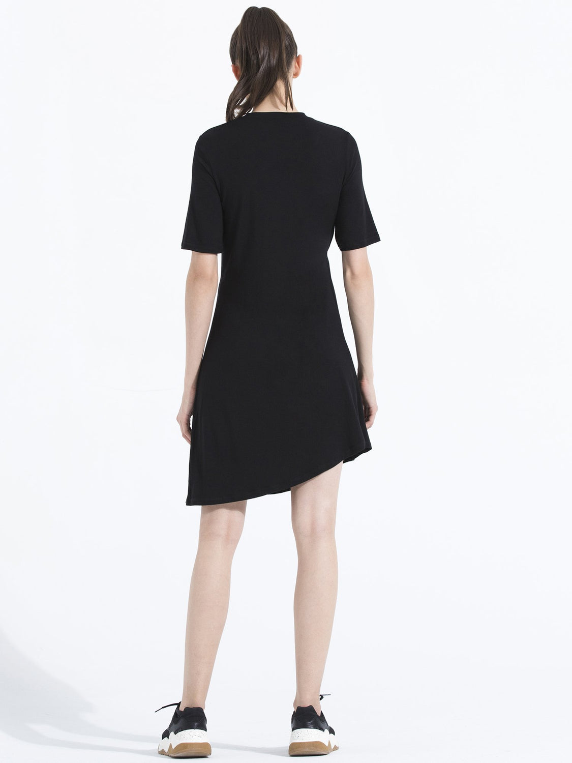PLEATED TENNIS DRESS, BLACK MODAL