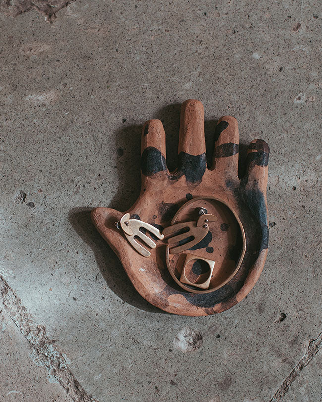 Little Hand Saucer