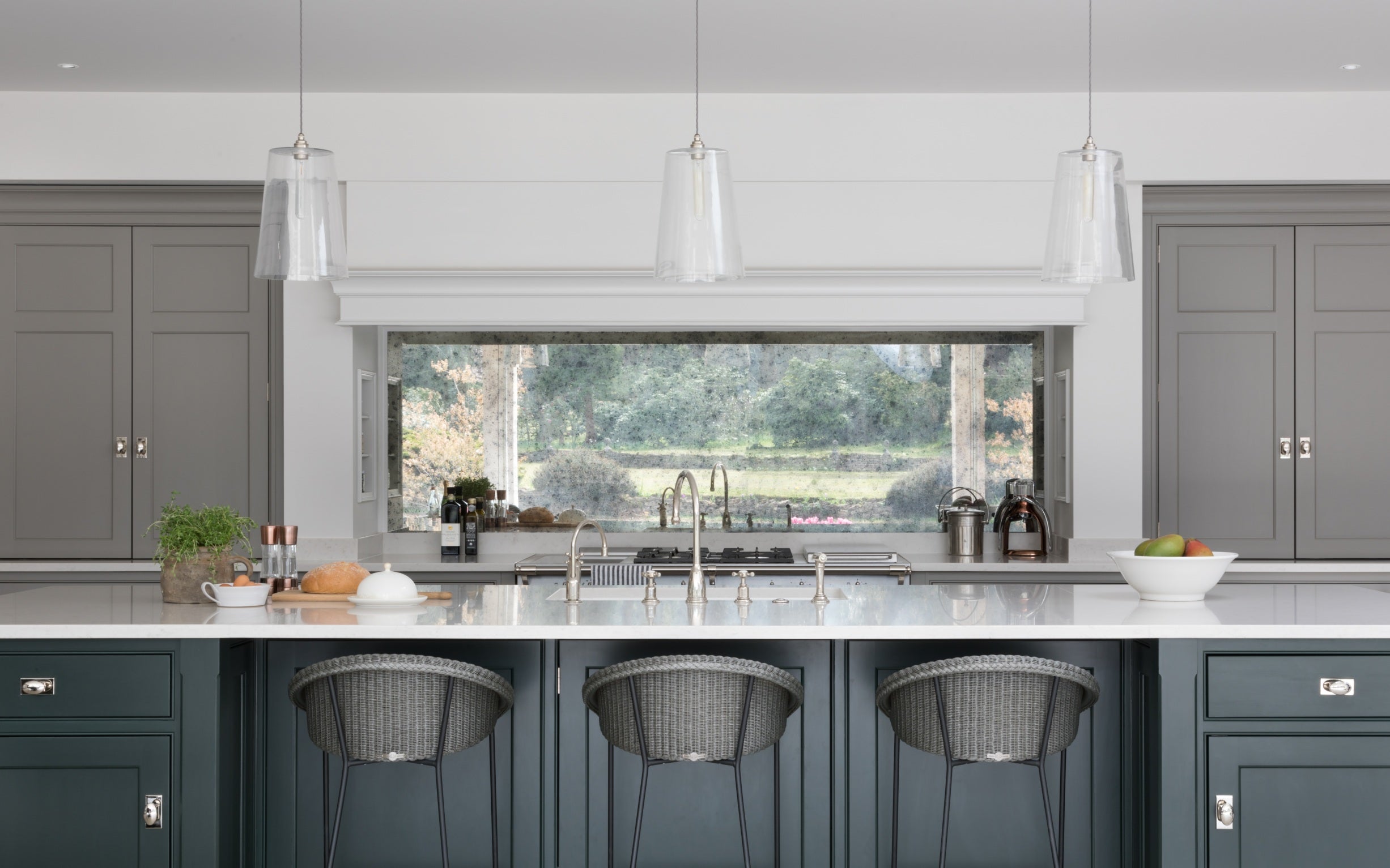 Q&A With Louisa Eggleston From Humphrey Munson - LuxDeco.com