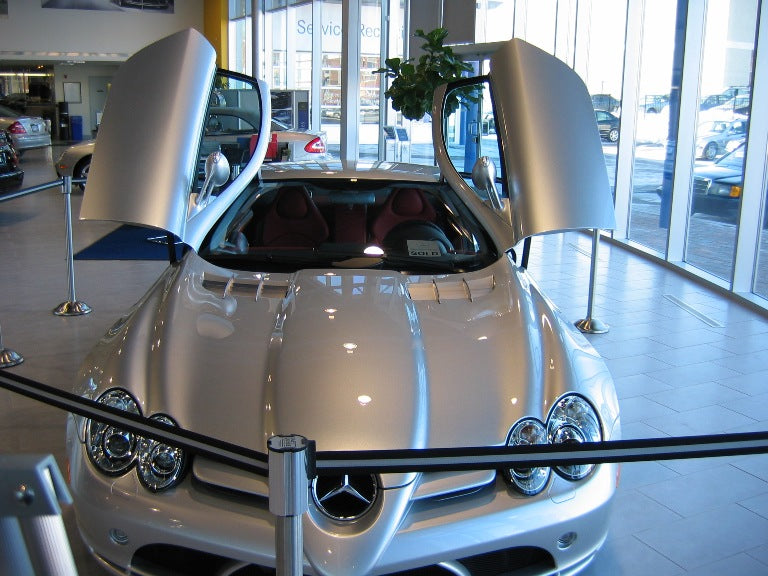 Easy Queue Stanchions in BMW showroom