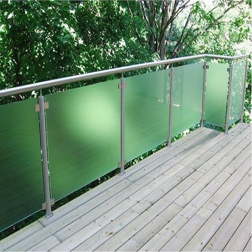 Deck railing Toronto