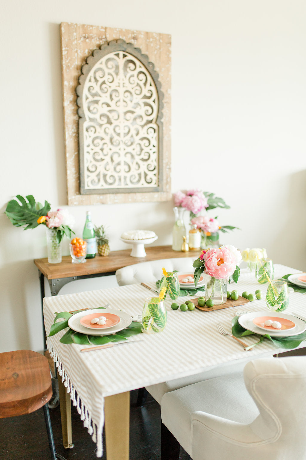 Island Inspired Summer Tablescape ideas featured by top US Gifting Goods Store, Mostess