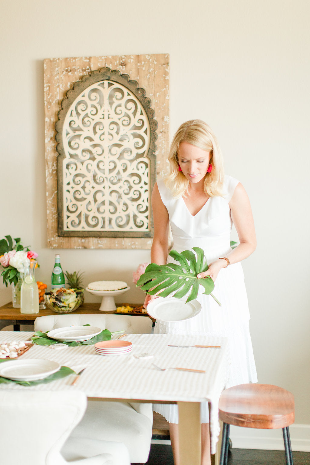 Island Inspired Summer Tablescape ideas featured by top US Gifting Goods Store, Mostess