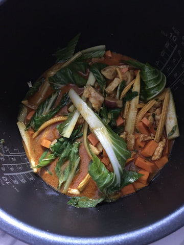 Gelbes Thai Curry im Multikocher Reiskocher KIC-180 KeMar Kitchenware