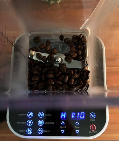 Kaffeebohnen mahlen im Mixer KSB-200 KeMar Kitchenware