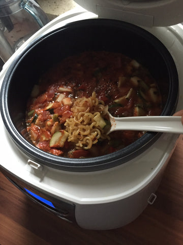 Minestrone Suppe im Reiskocher Multikocher KRC-140 KeMar Kitchenware