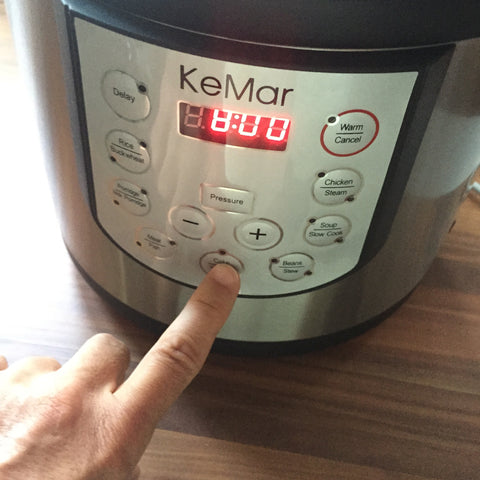 Yoghurt im Schnellkochtopf Multikocher Schnellkocher KPC-150 KeMar Kitchenware