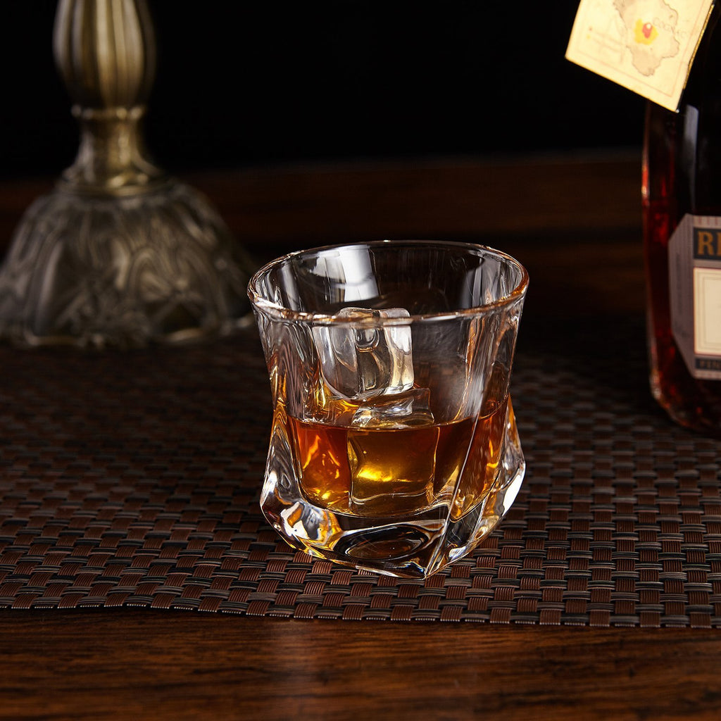 bourbon whiskey glasses