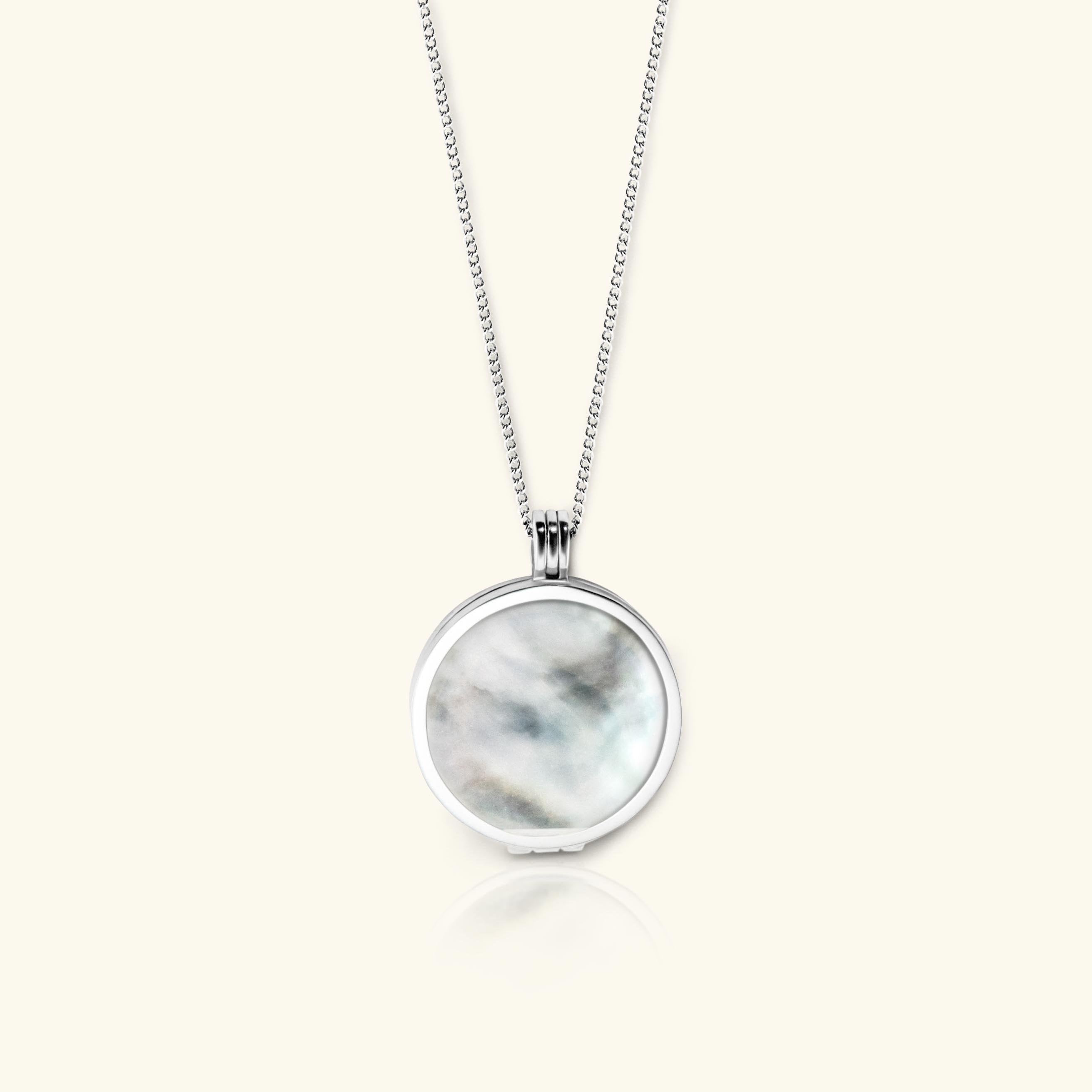 Mother of Pearls gemstone necklace
