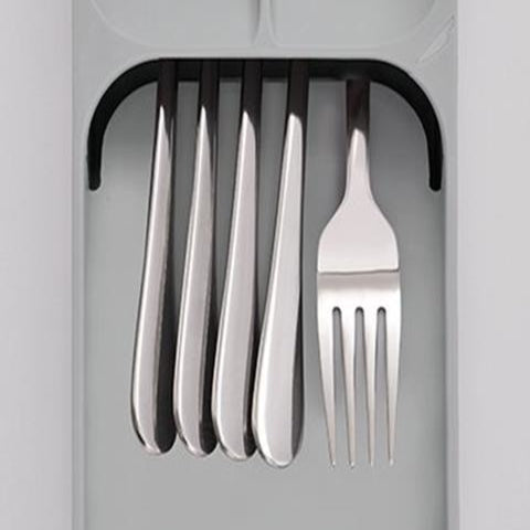 Compact cutlery tray