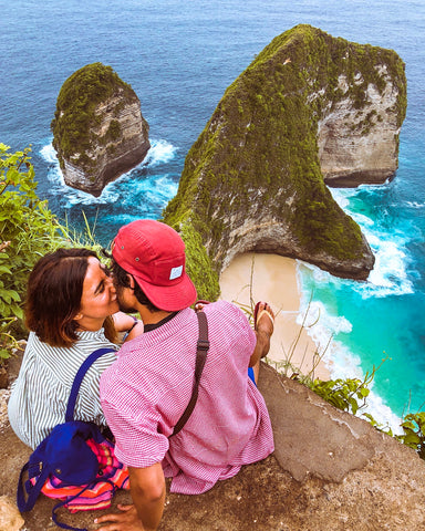 Kelingking - couple (Bali Glow)