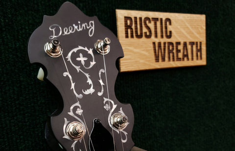 Deering Rustic Wreath Banjo