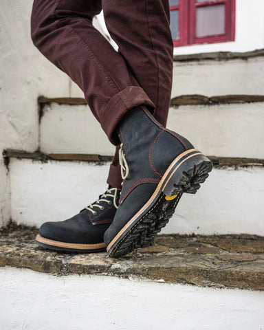 work boots with vibram soles