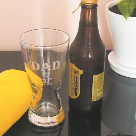 Father’s day DAD EST. beer glass 