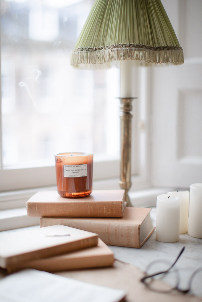 natural soy scented candle 