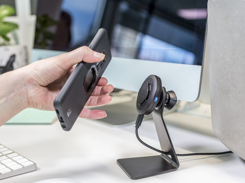 Desk Mount Kit All Galaxy Devices Quad Lock Europe