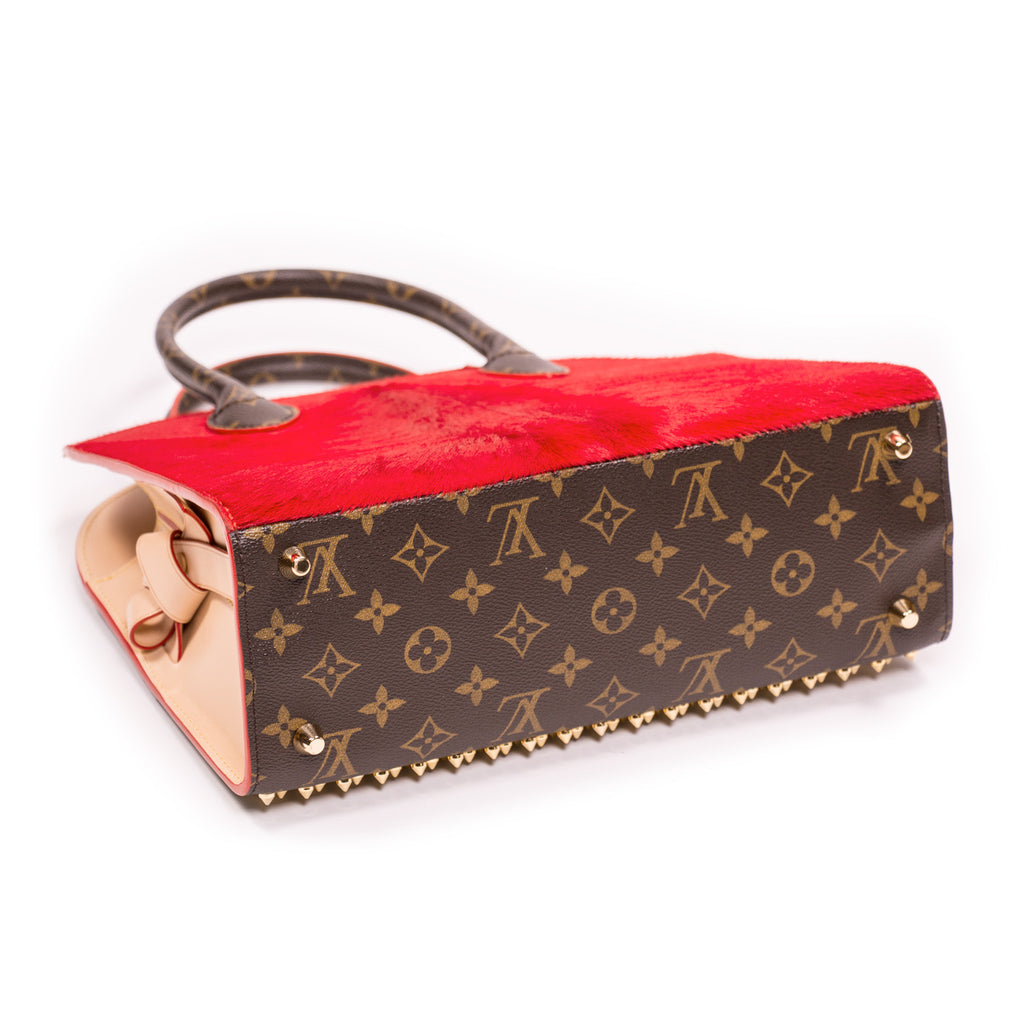Shop authentic Louis Vuitton Shopping Bag Christian Louboutin at revogue for just USD 4,000.00