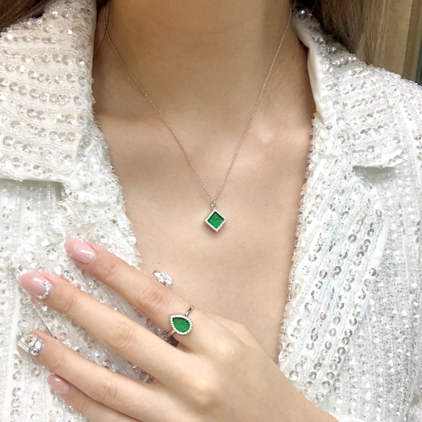 Jadeite Atelier : Green Jade Necklace and Ring