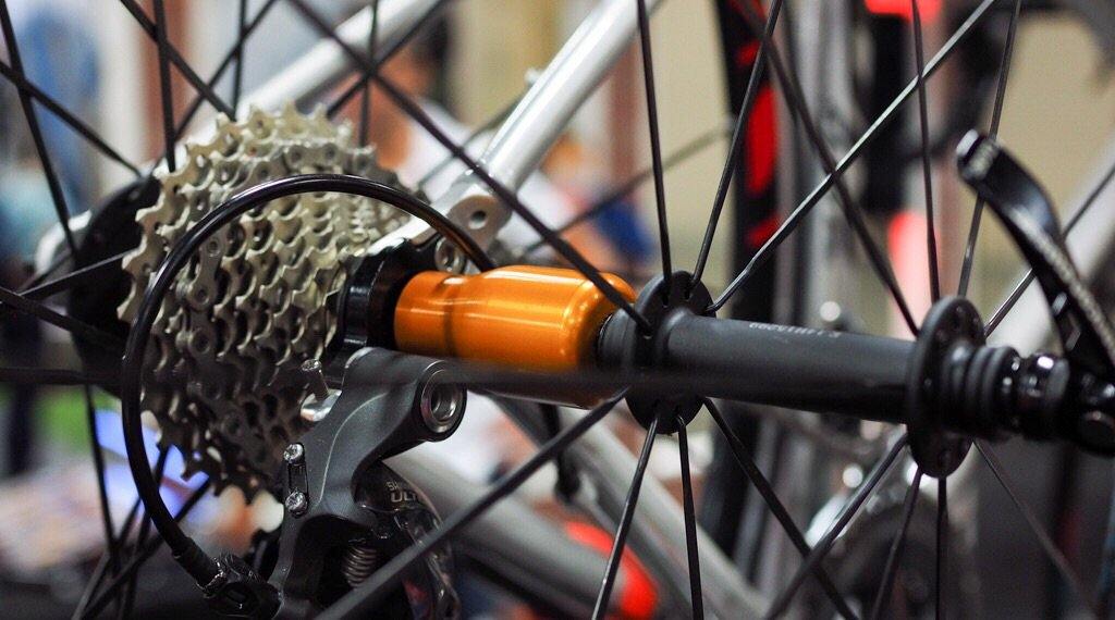 SeaSucker Hogg The Revolutionary Front Wheel Holder Gold Anodized Aluminum