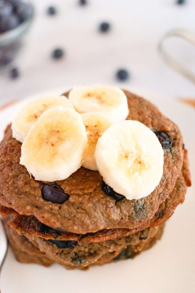 vegan blueberry banana oatmeal pancakes